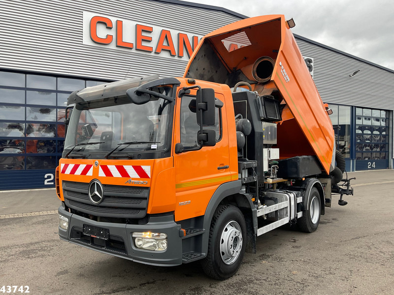 Mercedes-Benz ATEGO 1523 Faun VIAJET 6 R/HS Wegdekreiniger Just 14.776 km! - Kehrmaschine: das Bild 3 Mercedes-Benz ATEGO 1523 Faun VIAJET 6 R/HS Wegdekreiniger Just 14.776 km! - Kehrmaschine: das Bild 3