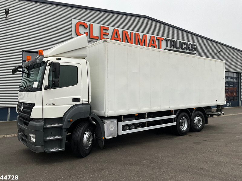 Mercedes-Benz Axor 2636 6x2 Dhollandia laadklep Just 265.901 km! - Koffer LKW: das Bild 2 Mercedes-Benz Axor 2636 6x2 Dhollandia laadklep Just 265.901 km! - Koffer LKW: das Bild 2
