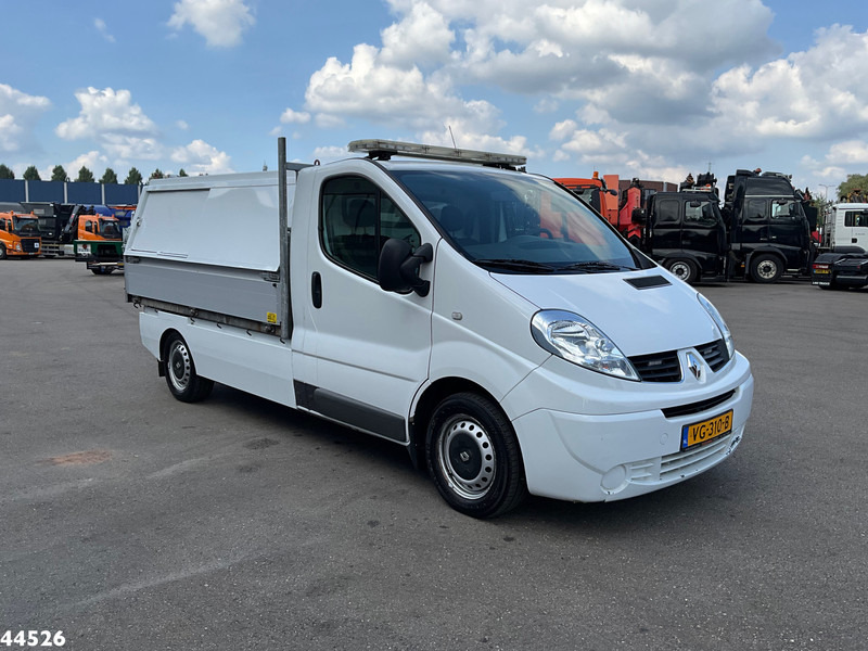 Renault Trafic 2.0 dCi Veeg-vuil kipper - Müllwagen: das Bild 5 Renault Trafic 2.0 dCi Veeg-vuil kipper - Müllwagen: das Bild 5