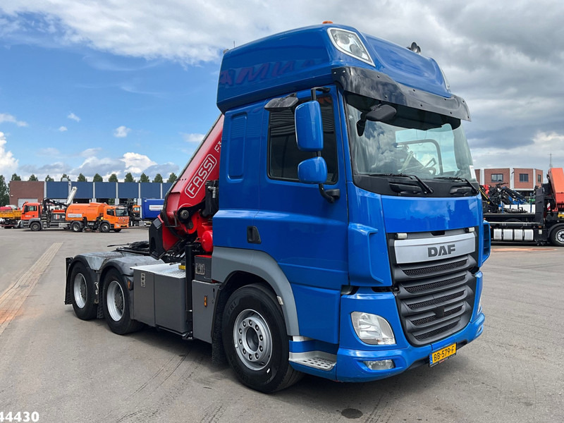 DAF FAT 85.510 6x4 Euro 6 Retarder Fassi 36 Tonmeter laadkraan - Sattelzugmaschine: das Bild 3 DAF FAT 85.510 6x4 Euro 6 Retarder Fassi 36 Tonmeter laadkraan - Sattelzugmaschine: das Bild 3