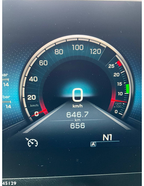 Sattelzugmaschine Mercedes-Benz Arocs 2663 6x4 Euro 6 Trekker with PTO NEW AND UNUSED!: das Bild 18 Sattelzugmaschine Mercedes-Benz Arocs 2663 6x4 Euro 6 Trekker with PTO NEW AND UNUSED!: das Bild 18