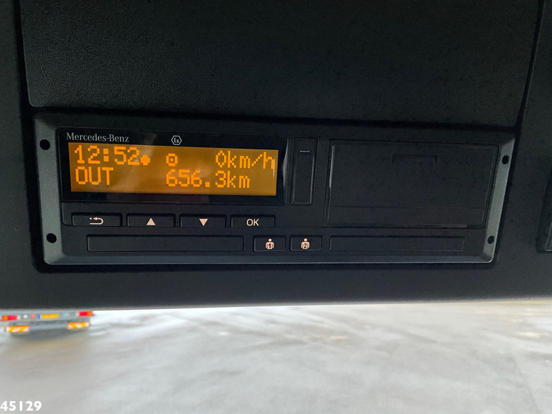 Sattelzugmaschine Mercedes-Benz Arocs 2663 6x4 Euro 6 Trekker with PTO NEW AND UNUSED!: das Bild 19 Sattelzugmaschine Mercedes-Benz Arocs 2663 6x4 Euro 6 Trekker with PTO NEW AND UNUSED!: das Bild 19