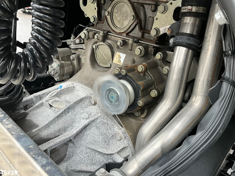 Sattelzugmaschine Mercedes-Benz Arocs 2663 6x4 Euro 6 Trekker with PTO NEW AND UNUSED!: das Bild 8 Sattelzugmaschine Mercedes-Benz Arocs 2663 6x4 Euro 6 Trekker with PTO NEW AND UNUSED!: das Bild 8