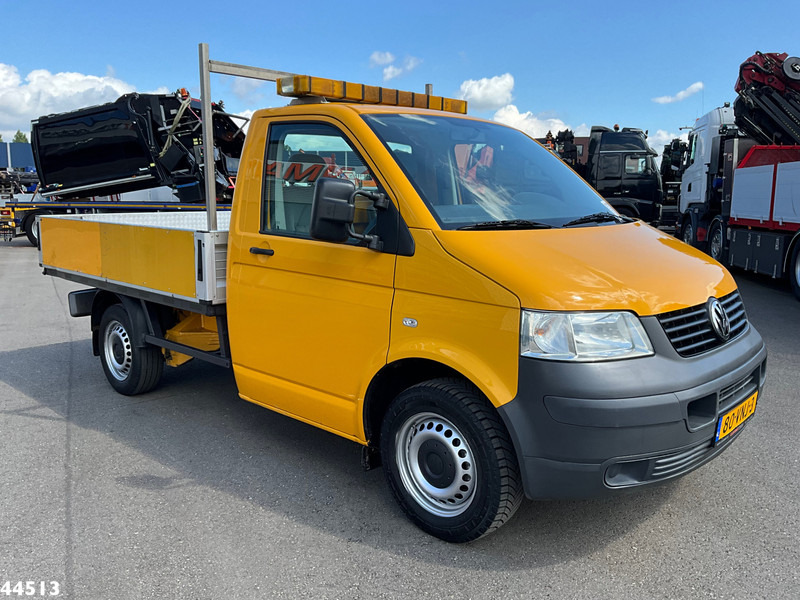 Volkswagen Transporter 2.0 300 Manual - Pritsche LKW: das Bild 2 Volkswagen Transporter 2.0 300 Manual - Pritsche LKW: das Bild 2