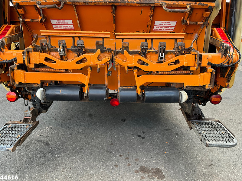 Volvo FM 330 Euro 6 Zoeller 25m³ - Müllwagen: das Bild 4 Volvo FM 330 Euro 6 Zoeller 25m³ - Müllwagen: das Bild 4