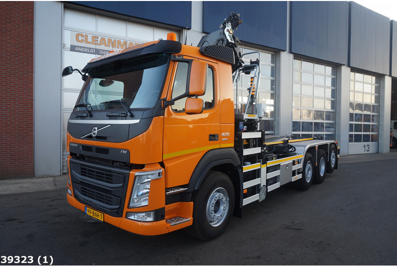 Volvo FM 420 8x2 HMF 26 Tonmeter laadkraan - Abrollkipper, Autokran: das Bild 2 Volvo FM 420 8x2 HMF 26 Tonmeter laadkraan - Abrollkipper, Autokran: das Bild 2