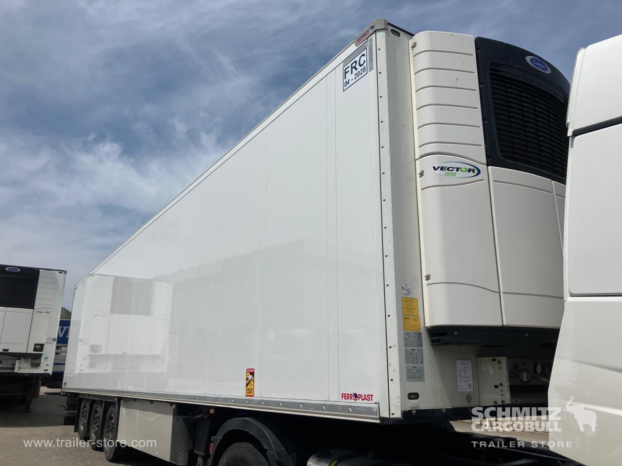 SCHMITZ Semiremolque Frigo Standard Double deck - Isotherm Auflieger: das Bild 1 SCHMITZ Semiremolque Frigo Standard Double deck - Isotherm Auflieger: das Bild 1