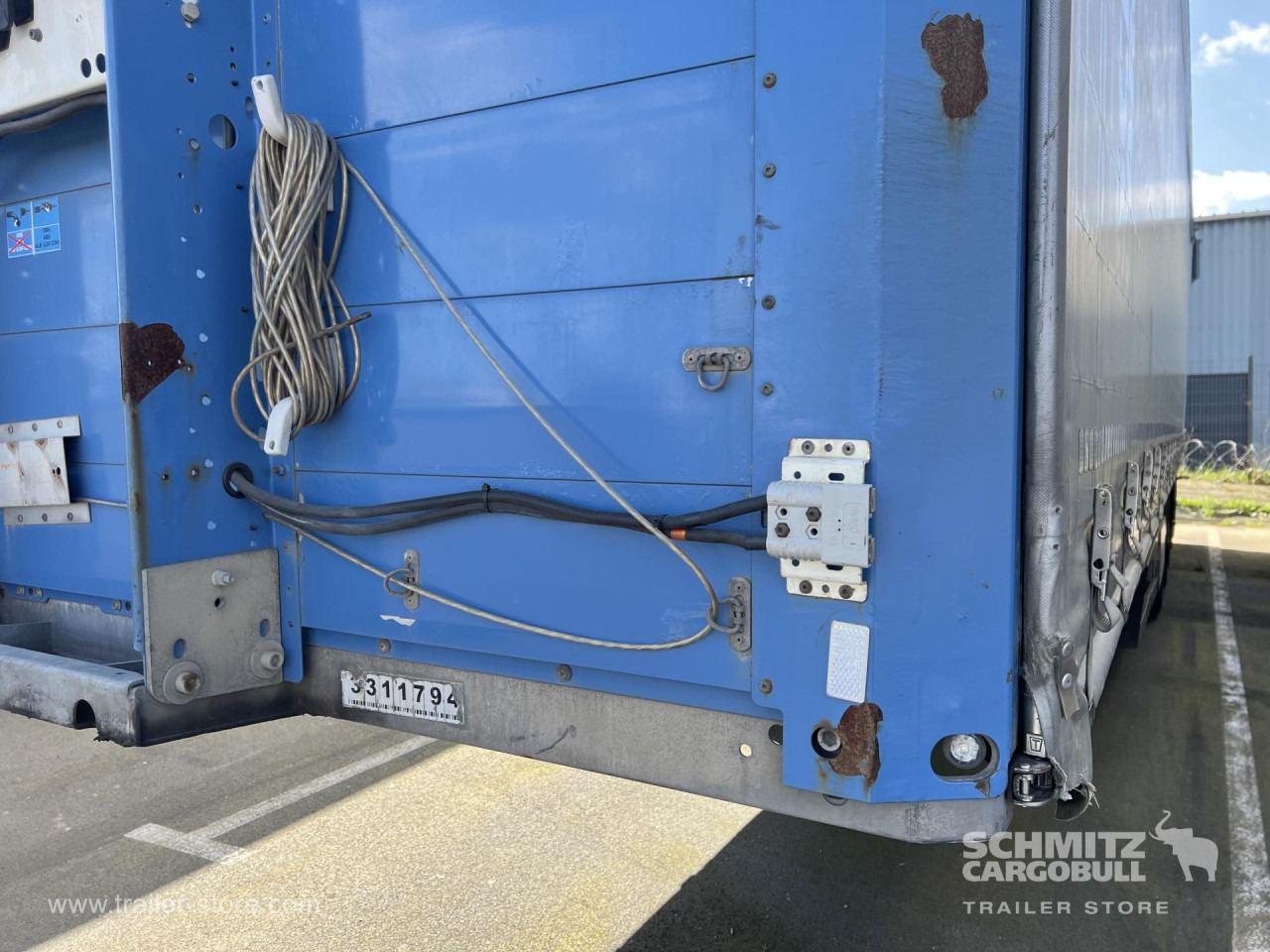 SCHMITZ Curtainsider Standard Taillift - Planenauflieger: das Bild 3 SCHMITZ Curtainsider Standard Taillift - Planenauflieger: das Bild 3