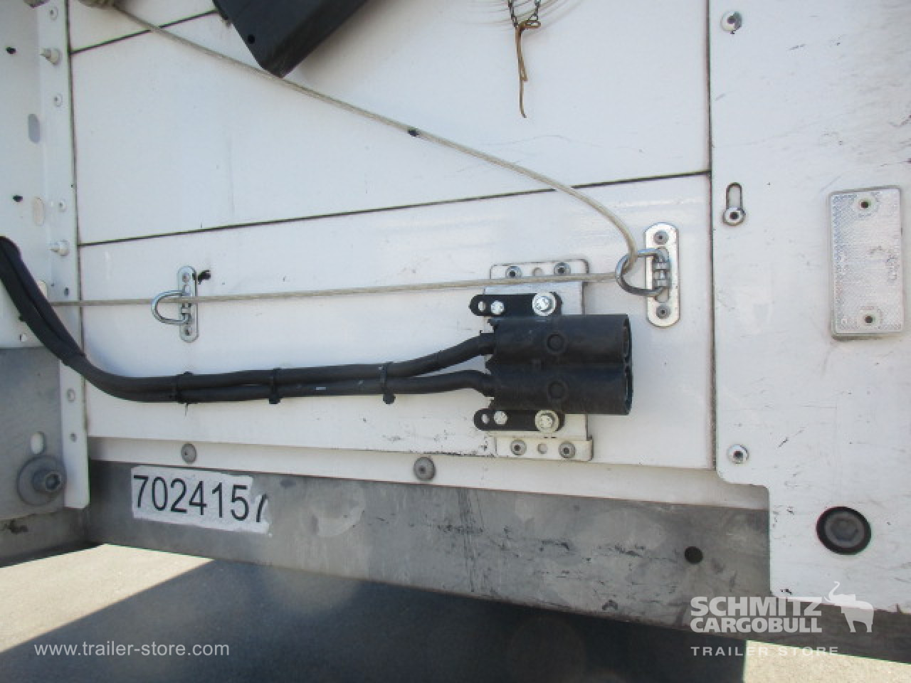 SCHMITZ Curtainsider Standard Taillift - Planenauflieger: das Bild 4 SCHMITZ Curtainsider Standard Taillift - Planenauflieger: das Bild 4