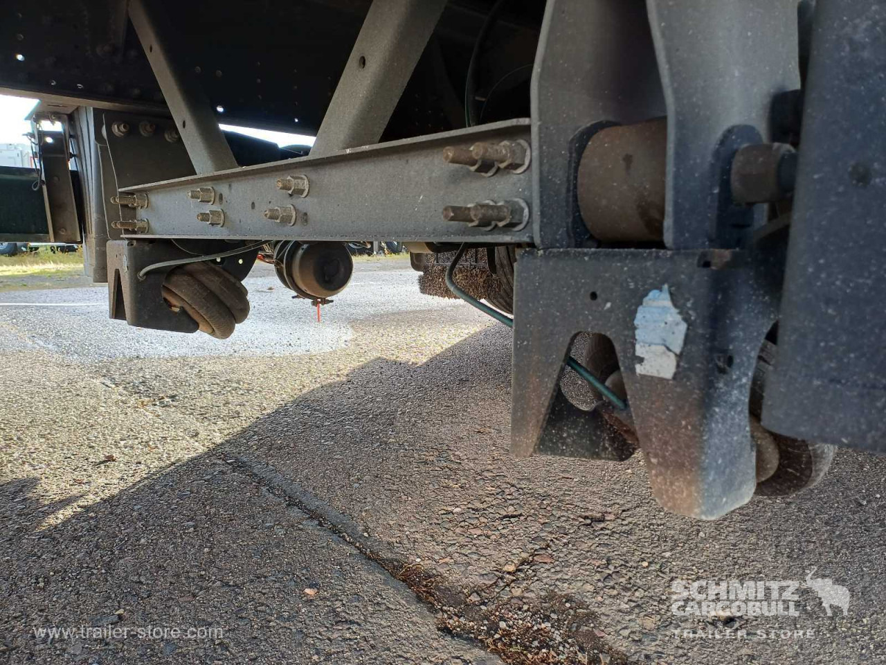 SCHMITZ Auflieger Curtainsider Mega - Planenauflieger: das Bild 4 SCHMITZ Auflieger Curtainsider Mega - Planenauflieger: das Bild 4