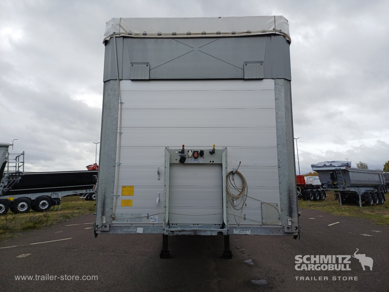 SCHMITZ Auflieger Curtainsider Standard – Leasing SCHMITZ Auflieger Curtainsider Standard: das Bild 15