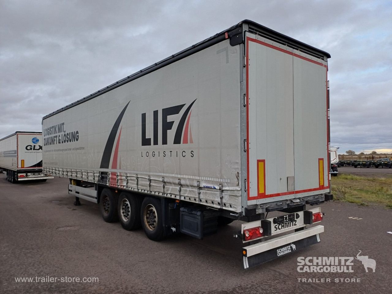 SCHMITZ Auflieger Curtainsider Standard – Leasing SCHMITZ Auflieger Curtainsider Standard: das Bild 8