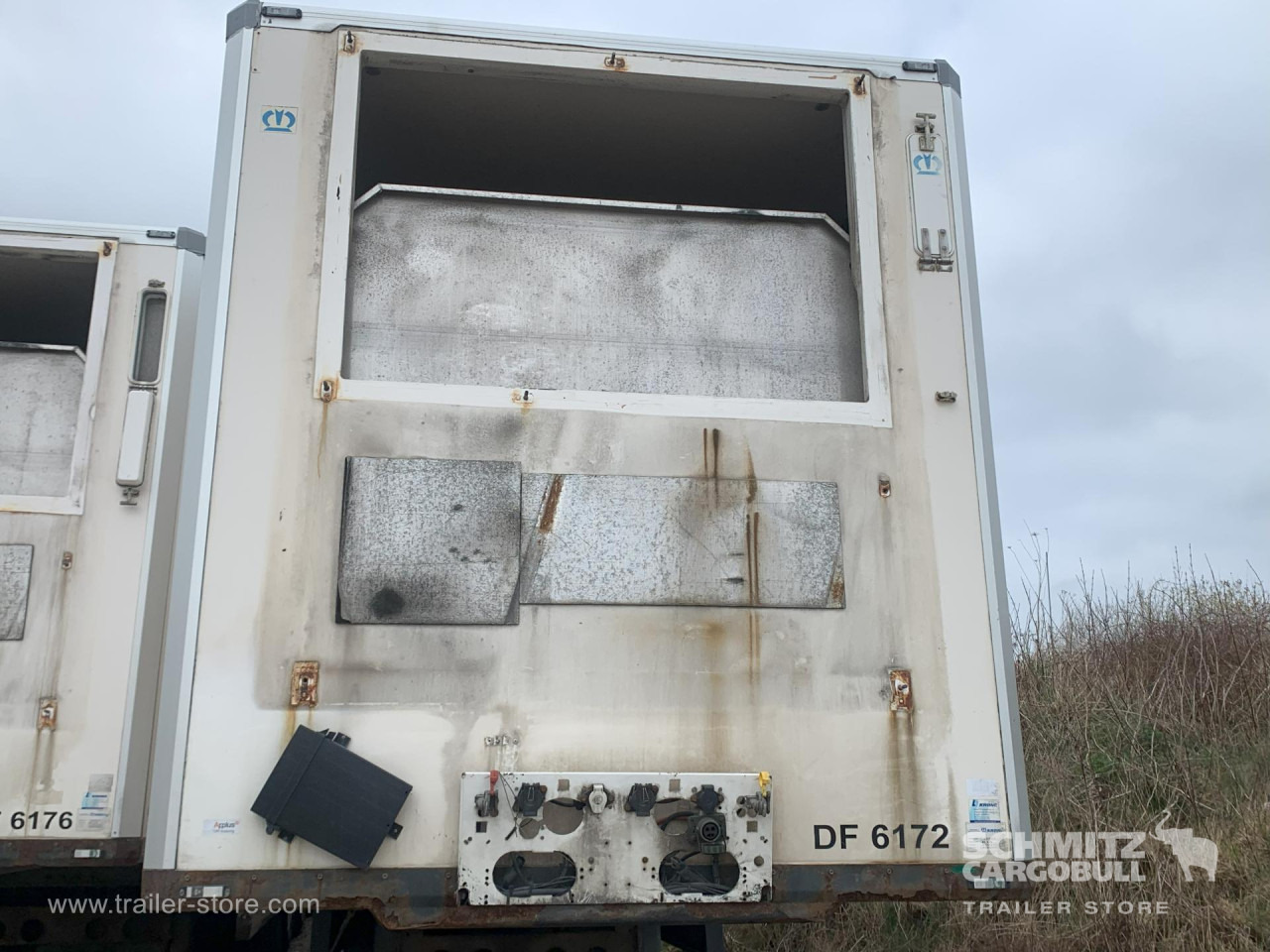 KRONE Reefer Standard Taillift - Isotherm Auflieger: das Bild 1 KRONE Reefer Standard Taillift - Isotherm Auflieger: das Bild 1