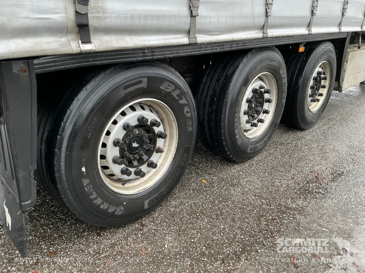 SCHMITZ Curtainsider Standard , Folding wall right - Planenauflieger: das Bild 2 SCHMITZ Curtainsider Standard , Folding wall right - Planenauflieger: das Bild 2