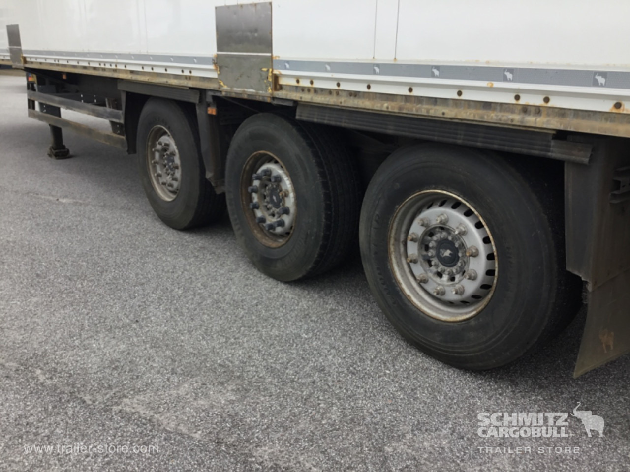 SCHMITZ Dryfreight Standard - Koffer Auflieger: das Bild 4 SCHMITZ Dryfreight Standard - Koffer Auflieger: das Bild 4