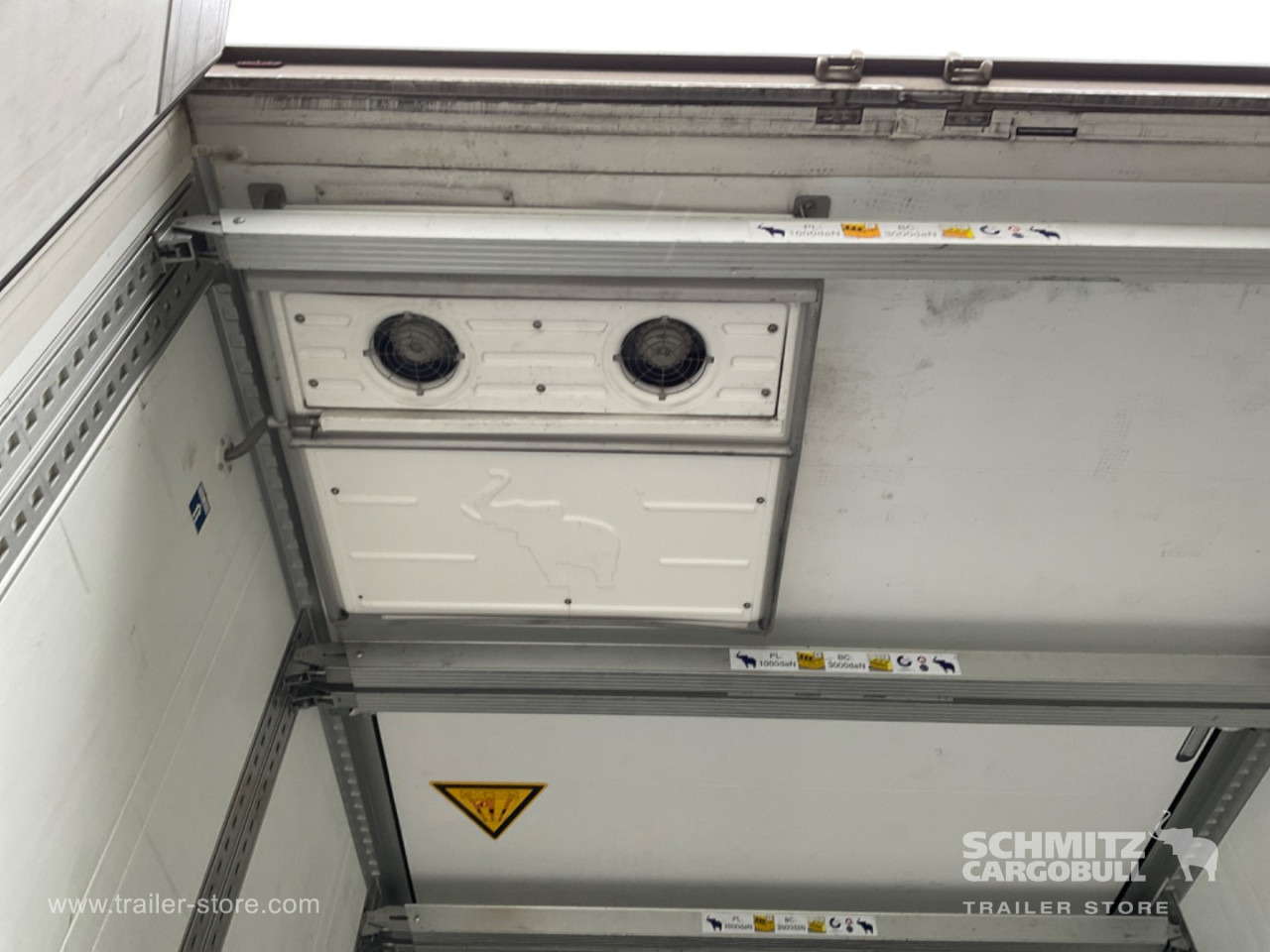 SCHMITZ Reefer Multitemp Double deck - Isotherm Auflieger: das Bild 3 SCHMITZ Reefer Multitemp Double deck - Isotherm Auflieger: das Bild 3