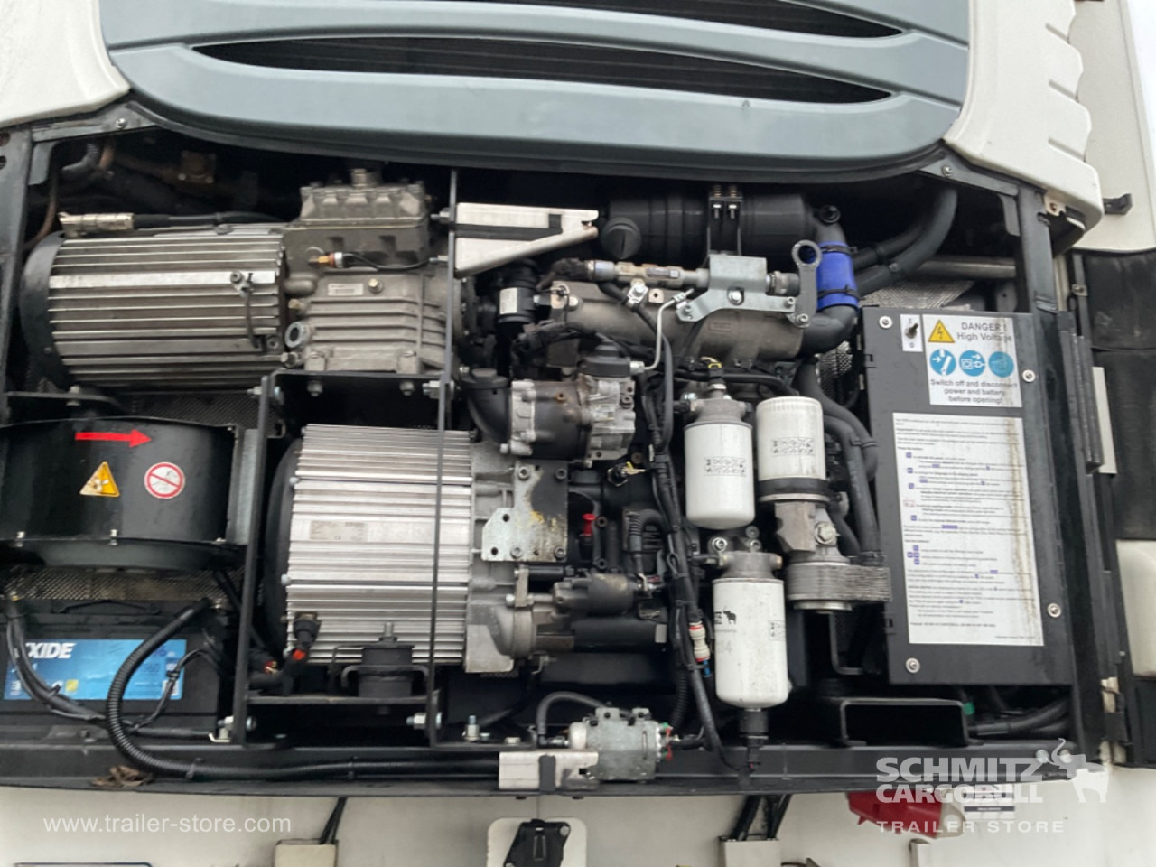 SCHMITZ Reefer Multitemp Double deck - Isotherm Auflieger: das Bild 2 SCHMITZ Reefer Multitemp Double deck - Isotherm Auflieger: das Bild 2
