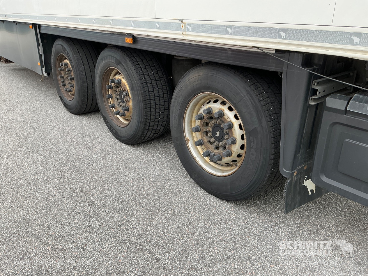 SCHMITZ Reefer Multitemp Double deck Taillift - Isotherm Auflieger: das Bild 5 SCHMITZ Reefer Multitemp Double deck Taillift - Isotherm Auflieger: das Bild 5