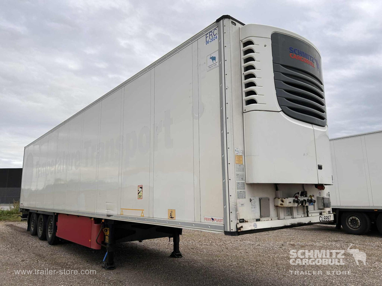 SCHMITZ Reefer Standard Double deck - Isotherm Auflieger: das Bild 1 SCHMITZ Reefer Standard Double deck - Isotherm Auflieger: das Bild 1