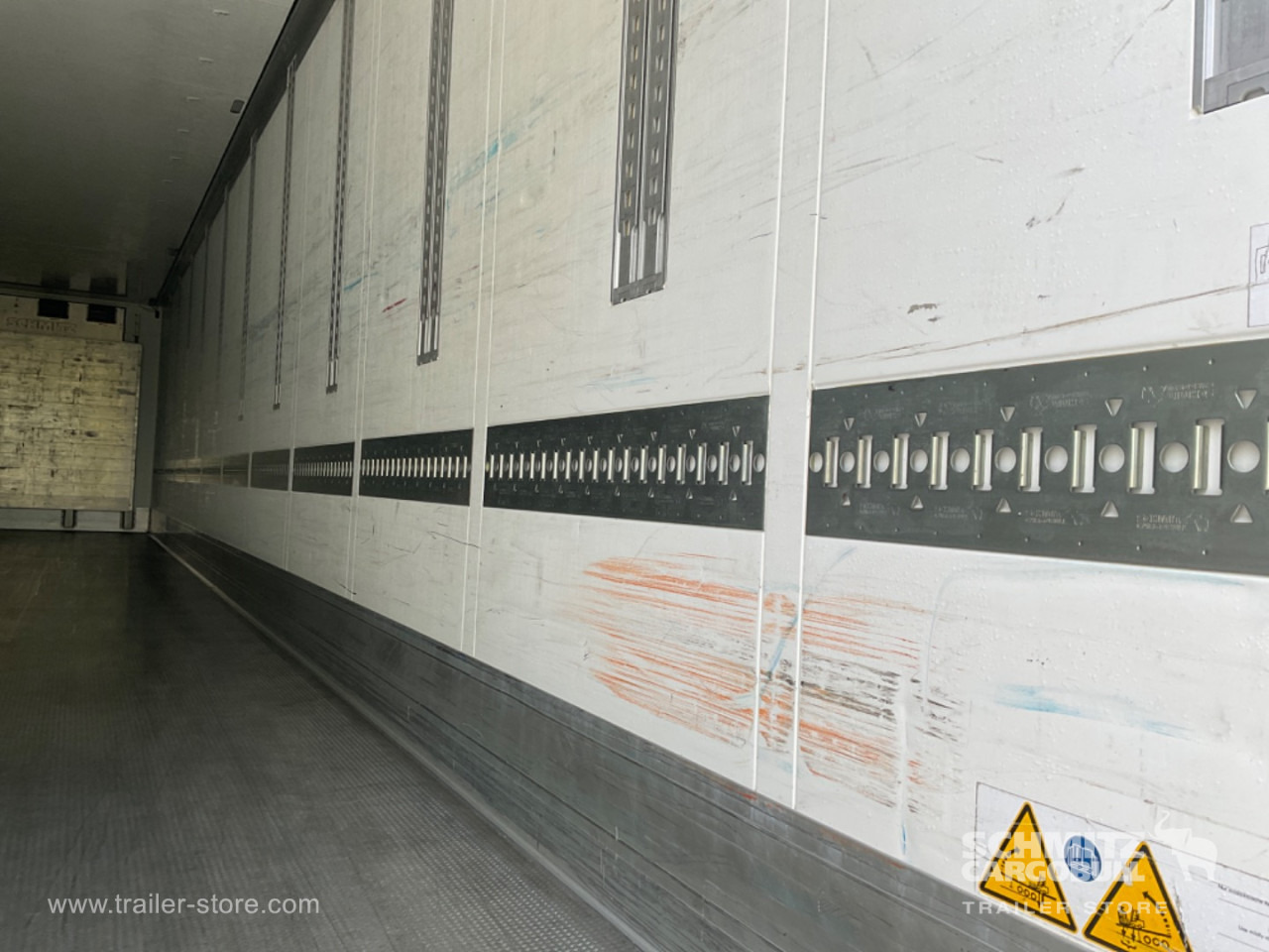 SCHMITZ Reefer Standard Double deck - Isotherm Auflieger: das Bild 4 SCHMITZ Reefer Standard Double deck - Isotherm Auflieger: das Bild 4