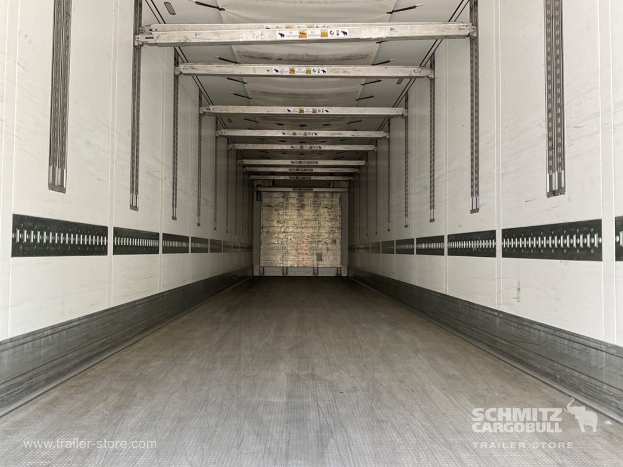 SCHMITZ Reefer Standard Double deck - Isotherm Auflieger: das Bild 2 SCHMITZ Reefer Standard Double deck - Isotherm Auflieger: das Bild 2