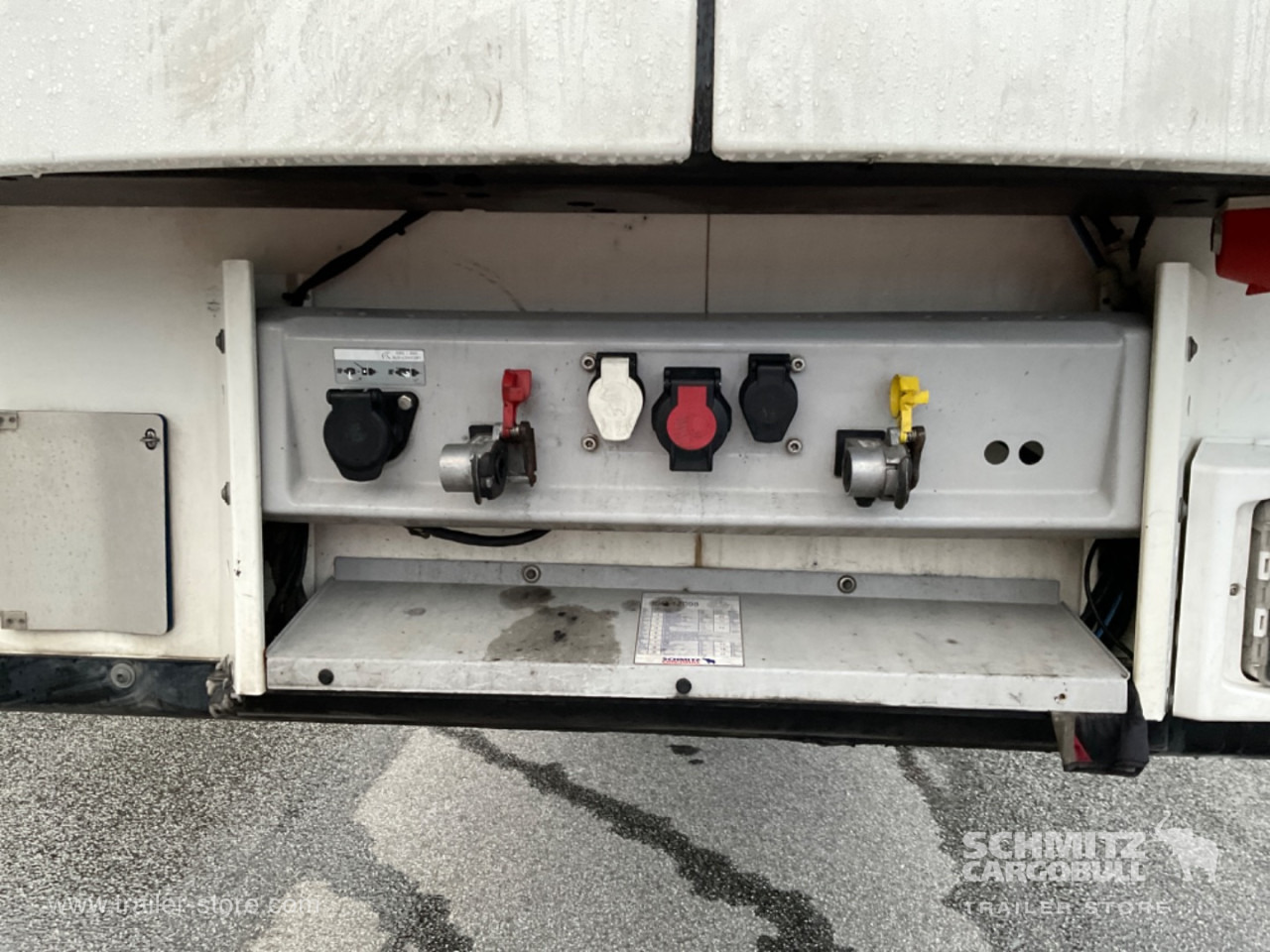 SCHMITZ Reefer Standard Double deck - Isotherm Auflieger: das Bild 4 SCHMITZ Reefer Standard Double deck - Isotherm Auflieger: das Bild 4