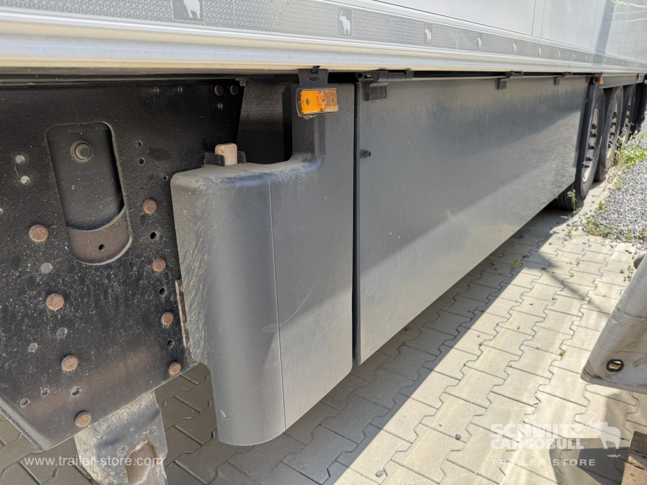 SCHMITZ Reefer Multitemp Double deck - Isotherm Auflieger: das Bild 4 SCHMITZ Reefer Multitemp Double deck - Isotherm Auflieger: das Bild 4