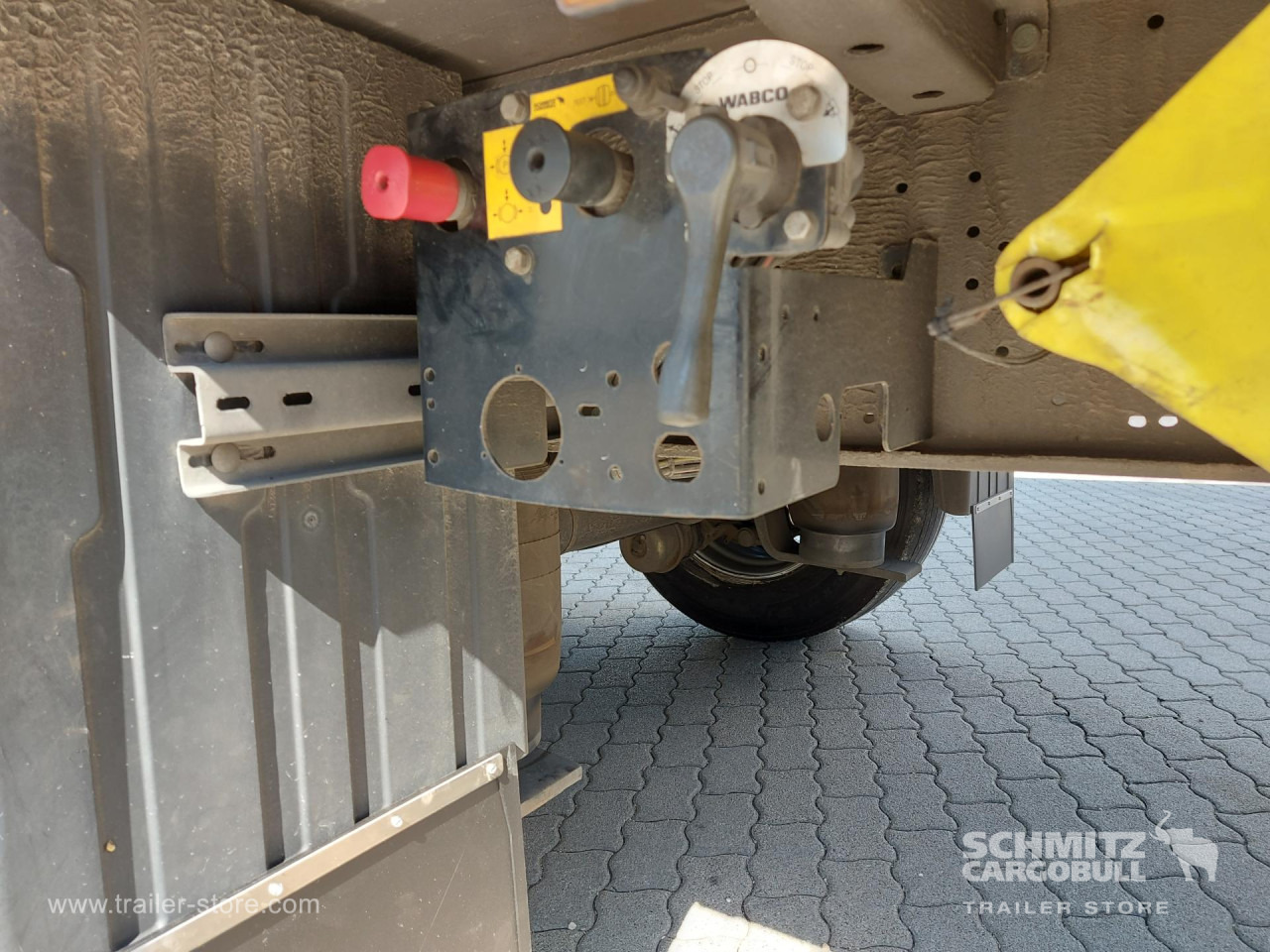 SCHMITZ Curtainsider Mega - Planenauflieger: das Bild 3 SCHMITZ Curtainsider Mega - Planenauflieger: das Bild 3