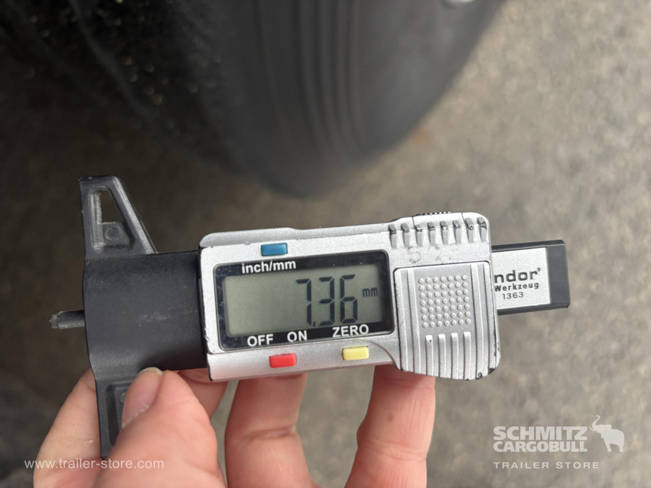 SCHMITZ Curtainsider Standard - Planenauflieger: das Bild 4 SCHMITZ Curtainsider Standard - Planenauflieger: das Bild 4