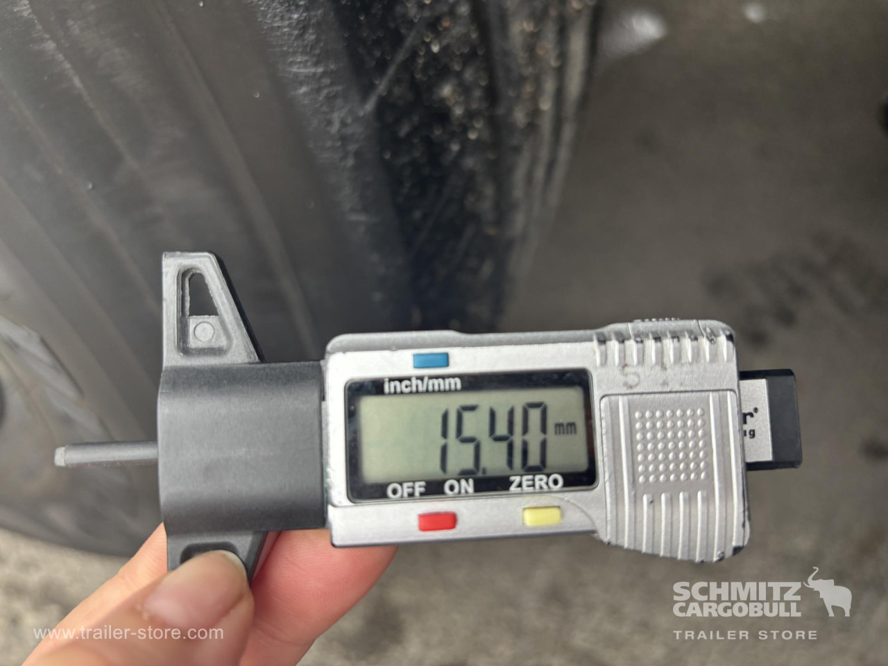 SCHMITZ Curtainsider Standard - Planenauflieger: das Bild 4 SCHMITZ Curtainsider Standard - Planenauflieger: das Bild 4