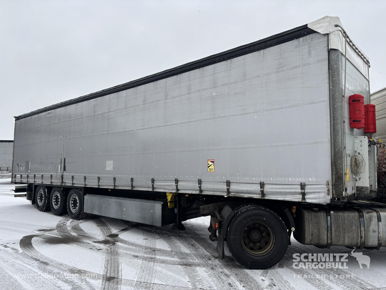 Planenauflieger SCHMITZ Curtainsider Standard: das Bild 7 Planenauflieger SCHMITZ Curtainsider Standard: das Bild 7