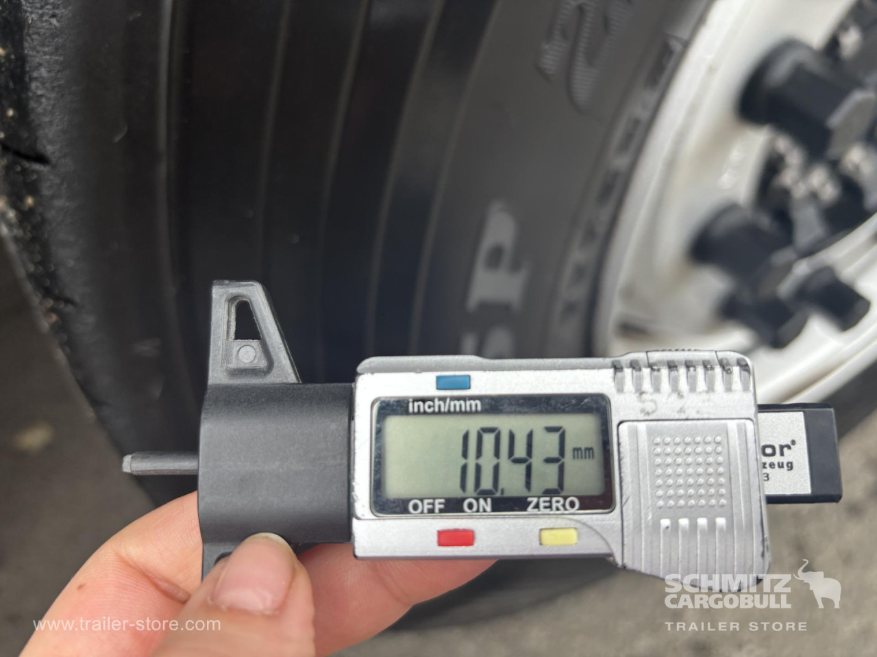 SCHMITZ Curtainsider Standard - Planenauflieger: das Bild 2 SCHMITZ Curtainsider Standard - Planenauflieger: das Bild 2