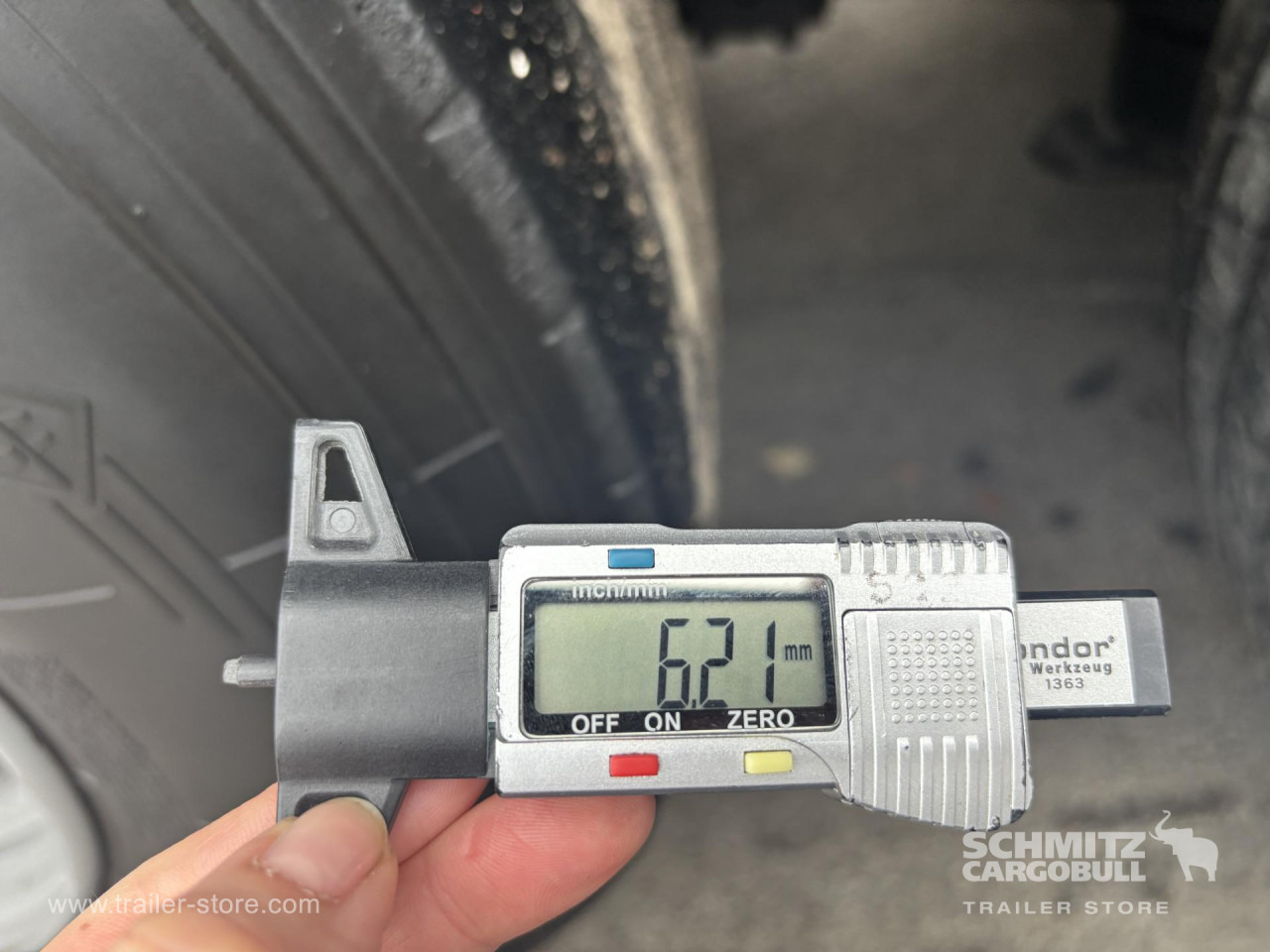 SCHMITZ Curtainsider Standard - Planenauflieger: das Bild 3 SCHMITZ Curtainsider Standard - Planenauflieger: das Bild 3