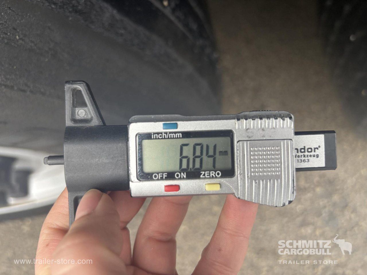 SCHMITZ Curtainsider Standard - Planenauflieger: das Bild 2 SCHMITZ Curtainsider Standard - Planenauflieger: das Bild 2