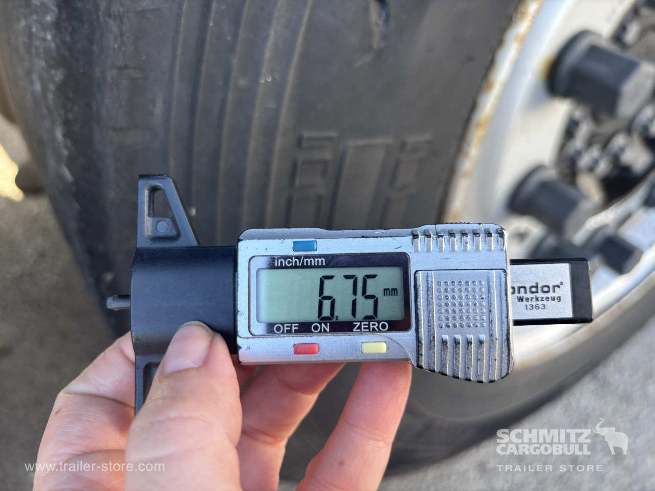 SCHMITZ Curtainsider Standard - Planenauflieger: das Bild 3 SCHMITZ Curtainsider Standard - Planenauflieger: das Bild 3