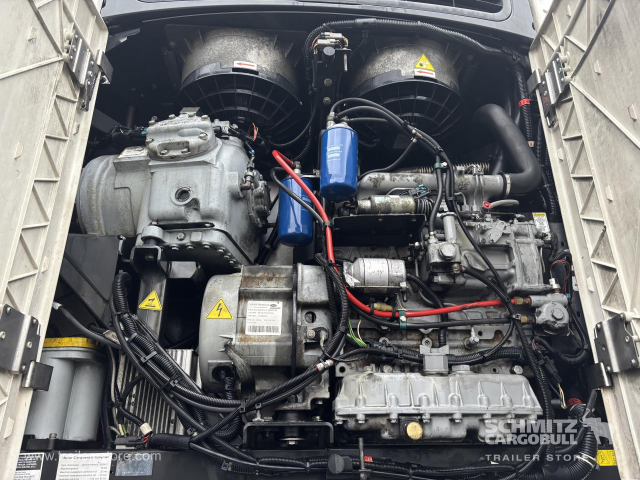 SCHMITZ Reefer Standard - Isotherm Auflieger: das Bild 2 SCHMITZ Reefer Standard - Isotherm Auflieger: das Bild 2