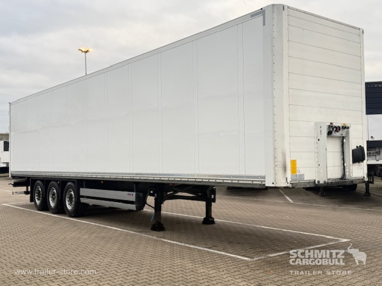 Koffer Auflieger SCHMITZ Oplegger Kasten Standard: das Bild 11