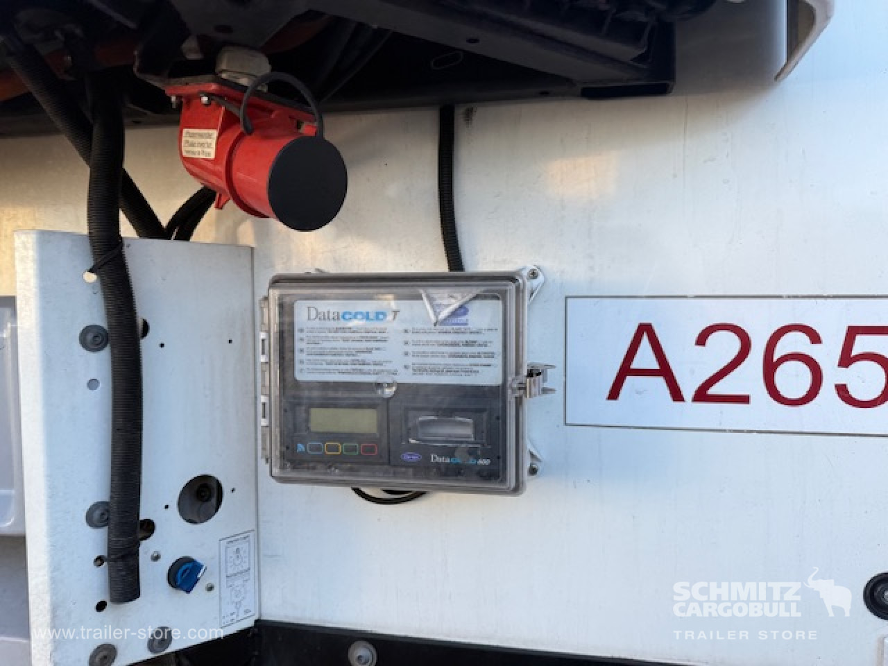 Isotherm Auflieger SCHMITZ Oplegger Vries Standard: das Bild 15 Isotherm Auflieger SCHMITZ Oplegger Vries Standard: das Bild 15