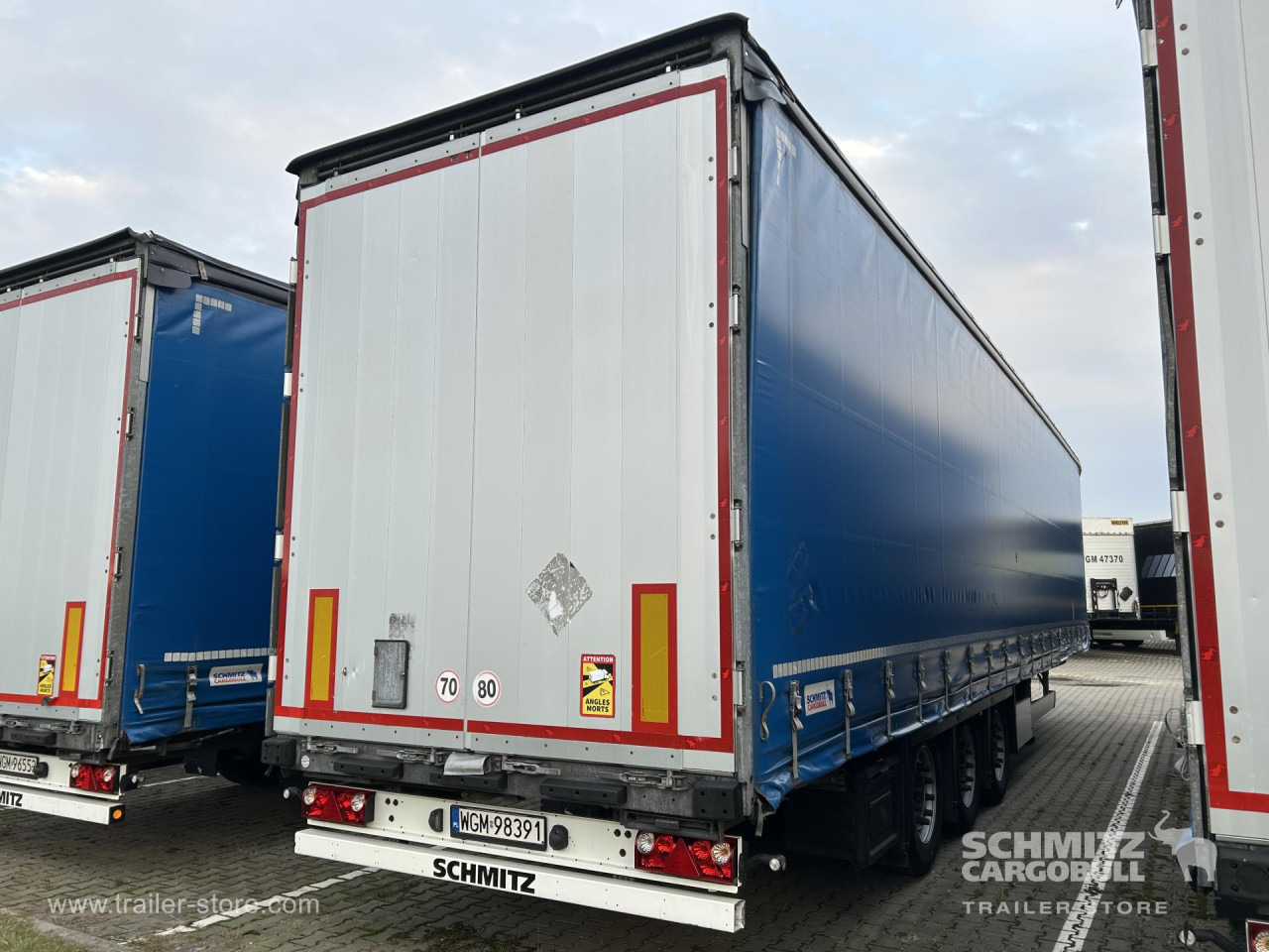 SCHMITZ Curtainsider Mega - Planenauflieger: das Bild 2 SCHMITZ Curtainsider Mega - Planenauflieger: das Bild 2