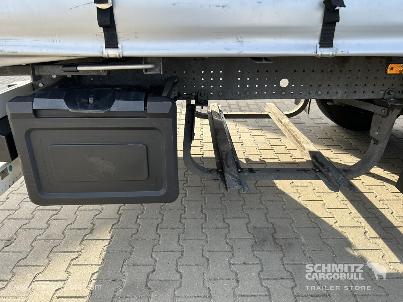 SCHMITZ Curtainsider Standard - Planenauflieger: das Bild 3 SCHMITZ Curtainsider Standard - Planenauflieger: das Bild 3