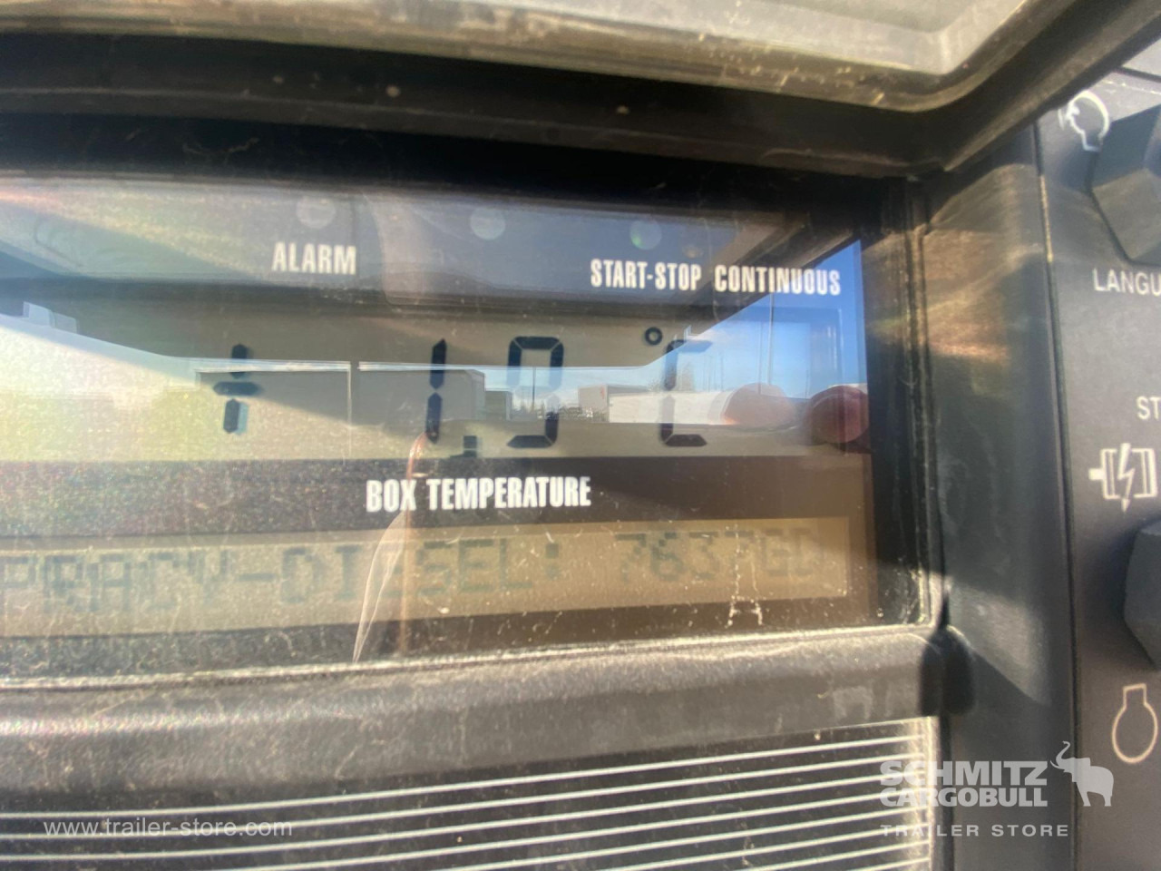 SCHMITZ Reefer Standard Double deck - Isotherm Auflieger: das Bild 3 SCHMITZ Reefer Standard Double deck - Isotherm Auflieger: das Bild 3