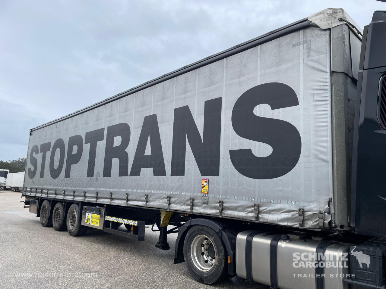 SCHMITZ Curtainsider Standard - Planenauflieger: das Bild 1 SCHMITZ Curtainsider Standard - Planenauflieger: das Bild 1