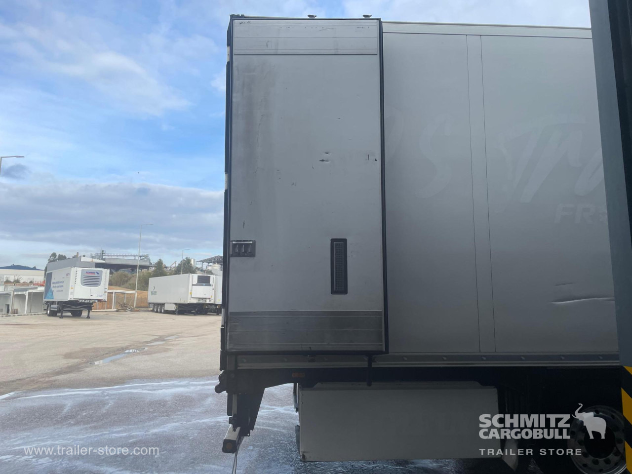 SCHMITZ Reefer Multitemp - Isotherm Auflieger: das Bild 4 SCHMITZ Reefer Multitemp - Isotherm Auflieger: das Bild 4