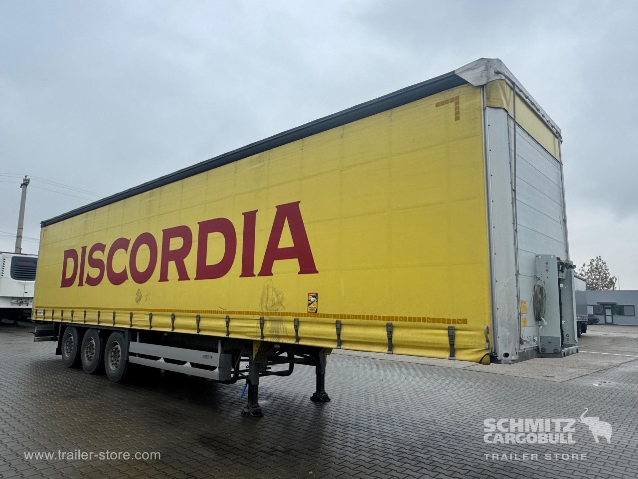 SCHMITZ Curtainsider Standard - Planenauflieger: das Bild 4 SCHMITZ Curtainsider Standard - Planenauflieger: das Bild 4