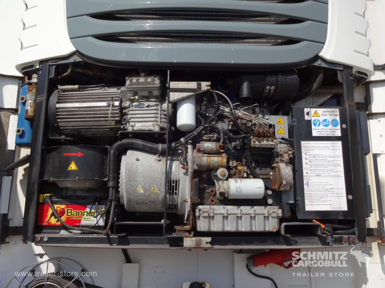 SCHMITZ Reefer Standard - Isotherm Auflieger: das Bild 2 SCHMITZ Reefer Standard - Isotherm Auflieger: das Bild 2