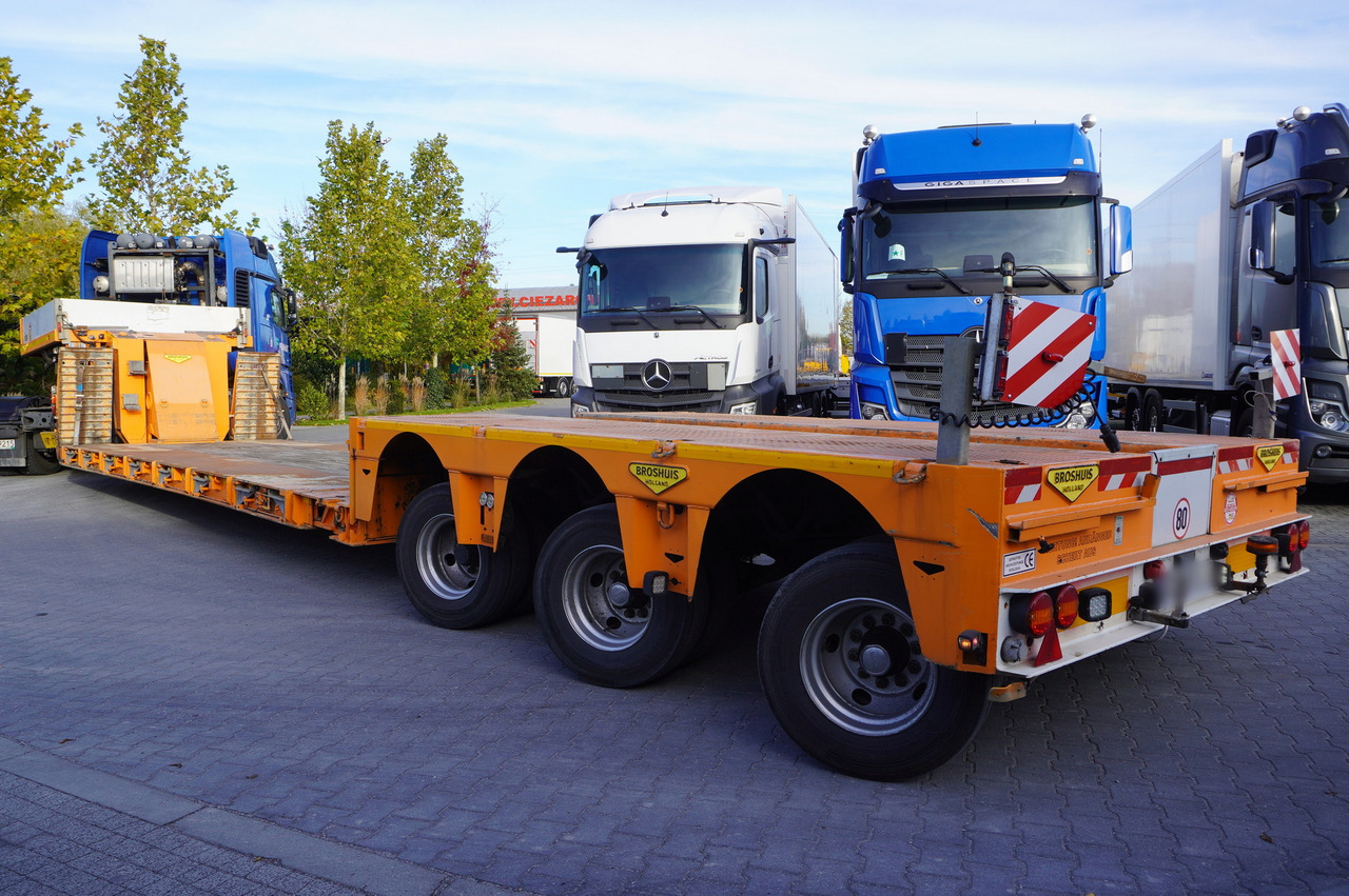 BROSHUIS 3ABD-48 61.0t TiefBet low-loader semi-trailer / 40 tons cap. / 3 steering axles / hydraulic suspension - Tieflader Auflieger: das Bild 5 BROSHUIS 3ABD-48 61.0t TiefBet low-loader semi-trailer / 40 tons cap. / 3 steering axles / hydraulic suspension - Tieflader Auflieger: das Bild 5