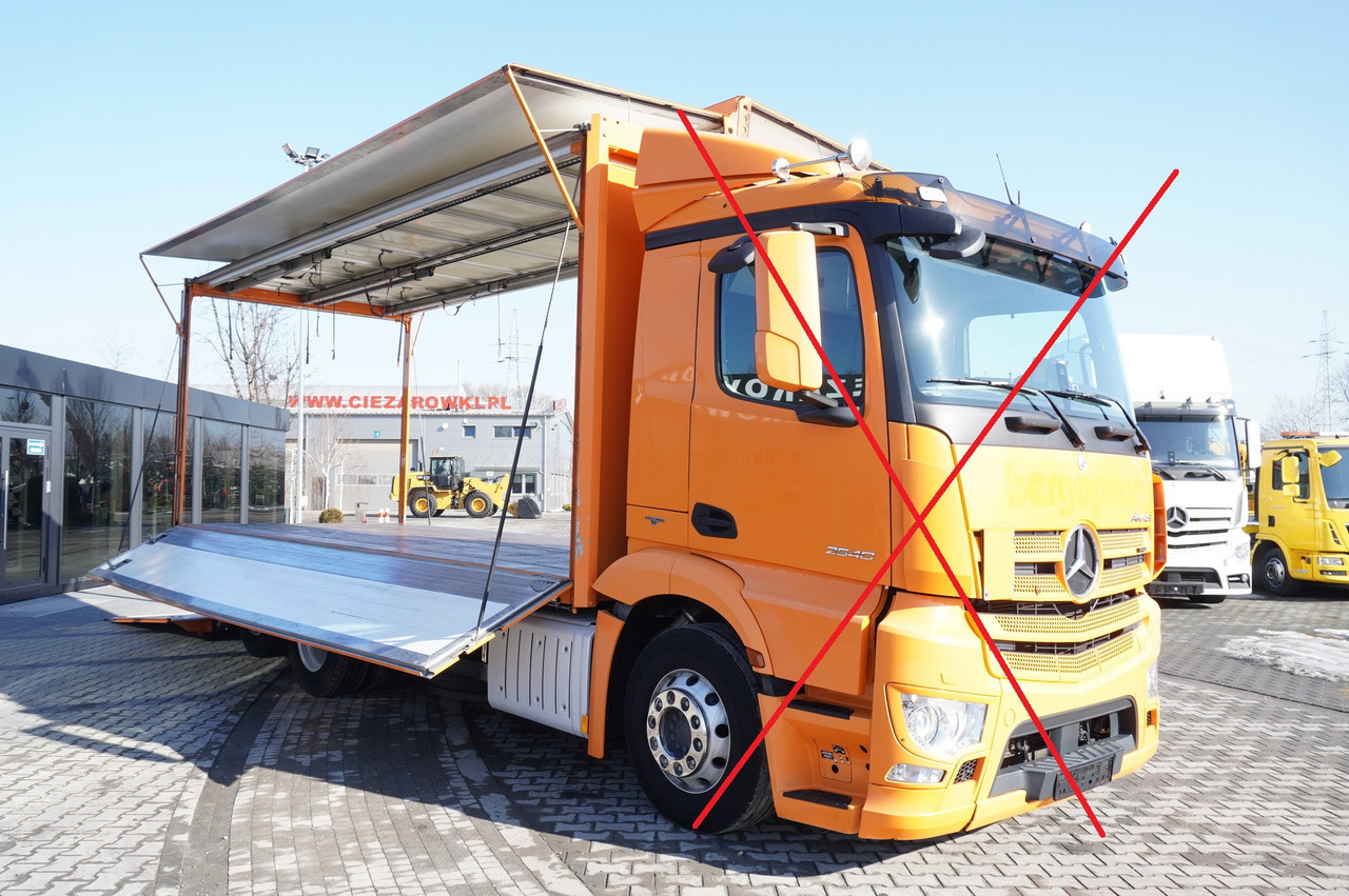 Container Body , 17 EPAL, 2x side opening, 2000 kg lift - Kofferaufbau: das Bild 2 Container Body , 17 EPAL, 2x side opening, 2000 kg lift - Kofferaufbau: das Bild 2