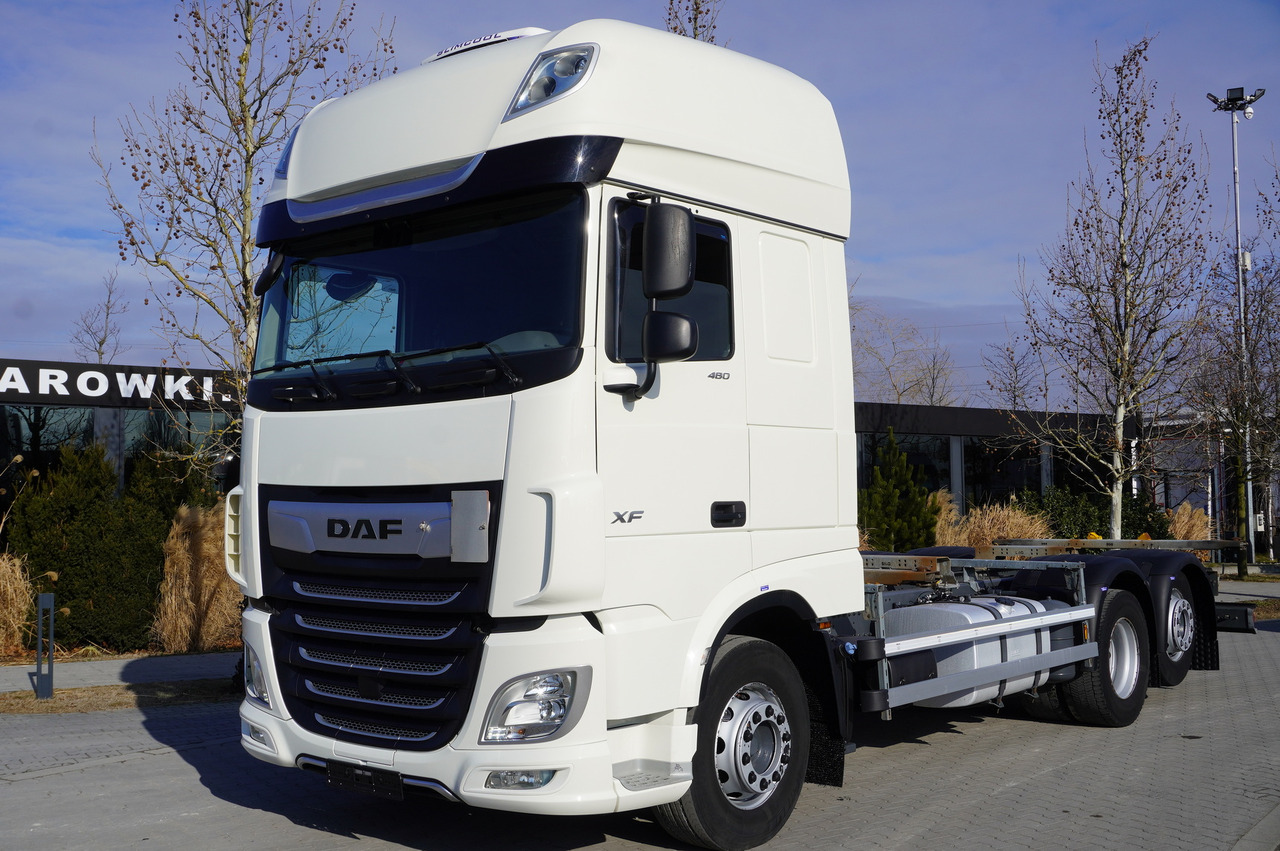 DAF XF 480 SSC / 6x2 / BDF / standard / 380 tho.km - Fahrgestell LKW: das Bild 1 DAF XF 480 SSC / 6x2 / BDF / standard / 380 tho.km - Fahrgestell LKW: das Bild 1