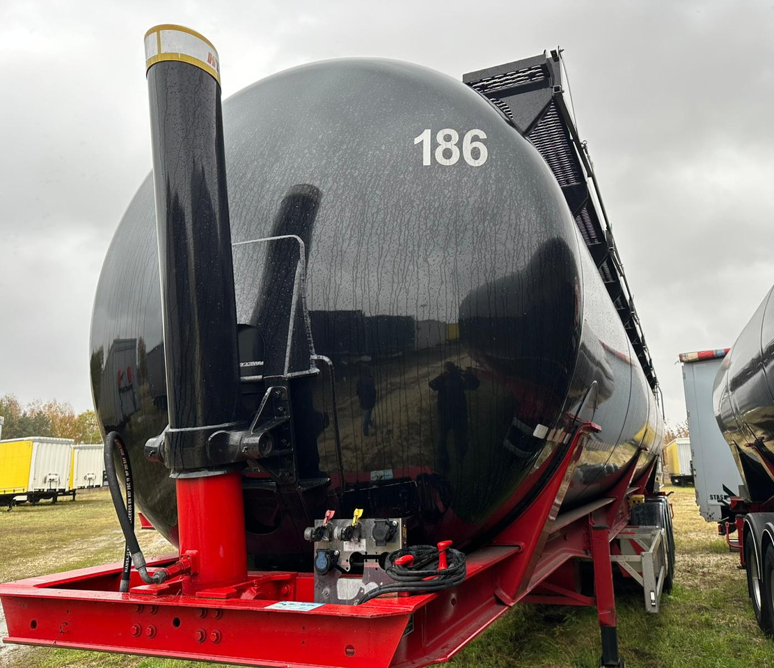 FELDBINDER 334C 15 A-1-1-40 Silo tank / 66 m3 / 2022 / 20 units - Siloauflieger: das Bild 4 FELDBINDER 334C 15 A-1-1-40 Silo tank / 66 m3 / 2022 / 20 units - Siloauflieger: das Bild 4