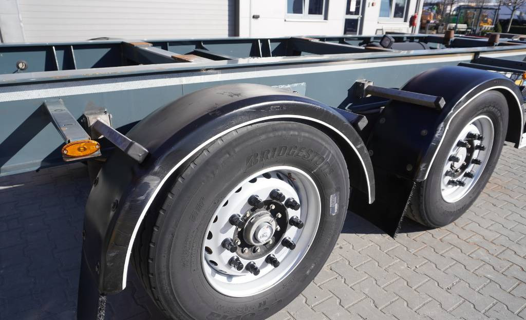 Fruehauf Trailer BDF (NEW) 6,000 km !!! - Container/ Wechselfahrgestell Anhänger: das Bild 2 Fruehauf Trailer BDF (NEW) 6,000 km !!! - Container/ Wechselfahrgestell Anhänger: das Bild 2